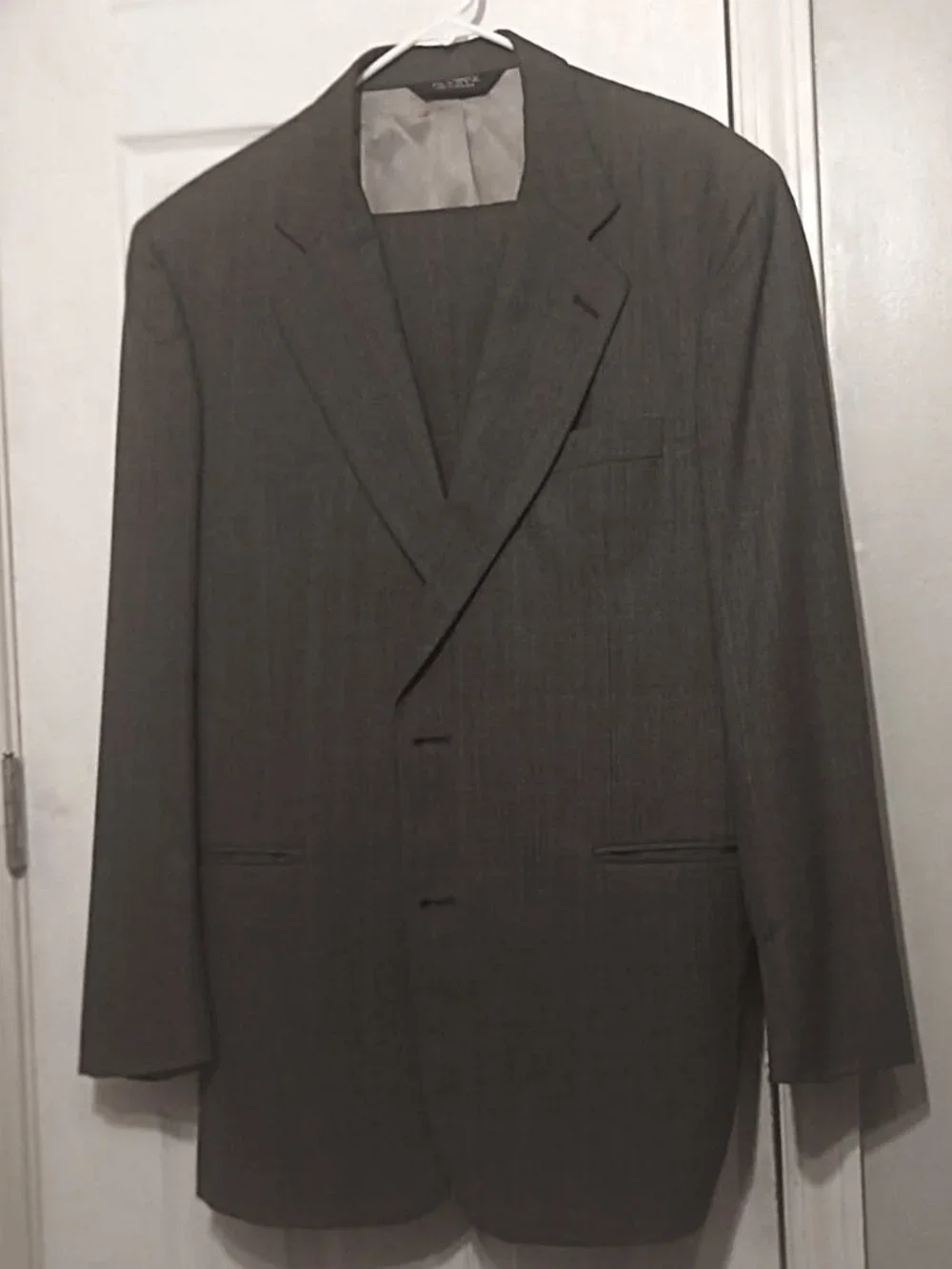 Joseph A. Bank Men Grayish Brown Plaid Glen 2 Piece Suit  42L